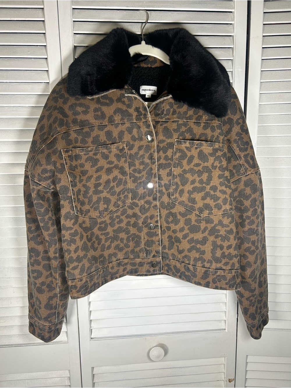 Superdown Leopard Print Cropped Jacket with Faux Fur Collar Size XS